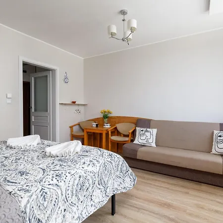 Przytulne Z Balkonem Przy Promenadzie 50 M Do Plazy By Renters Miedzyzdroje