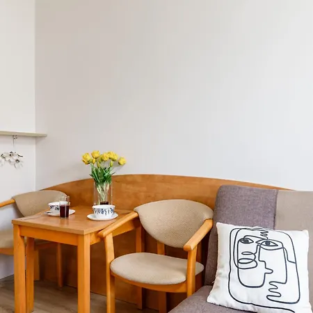 Przytulne Z Balkonem Przy Promenadzie 50 M Do Plazy By Renters Apartamento Miedzyzdroje